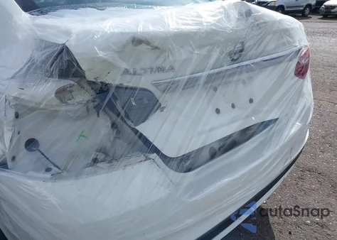 2018 Nissan Altima 2.5 Sv z USA, uszkodzony, nr VIN 1N4AL3AP6JC247294